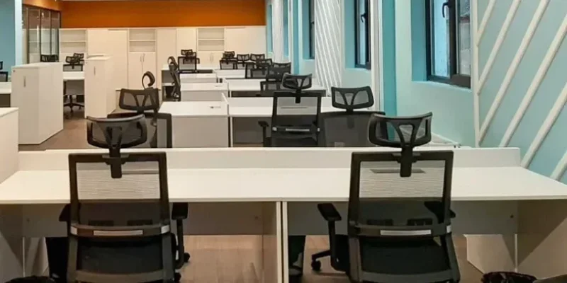 modern-open-plan-office-interior-design
